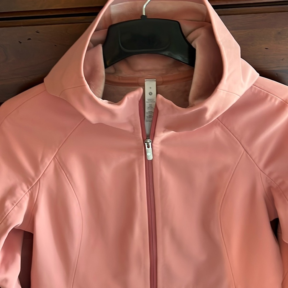 Lululemon rain jacket